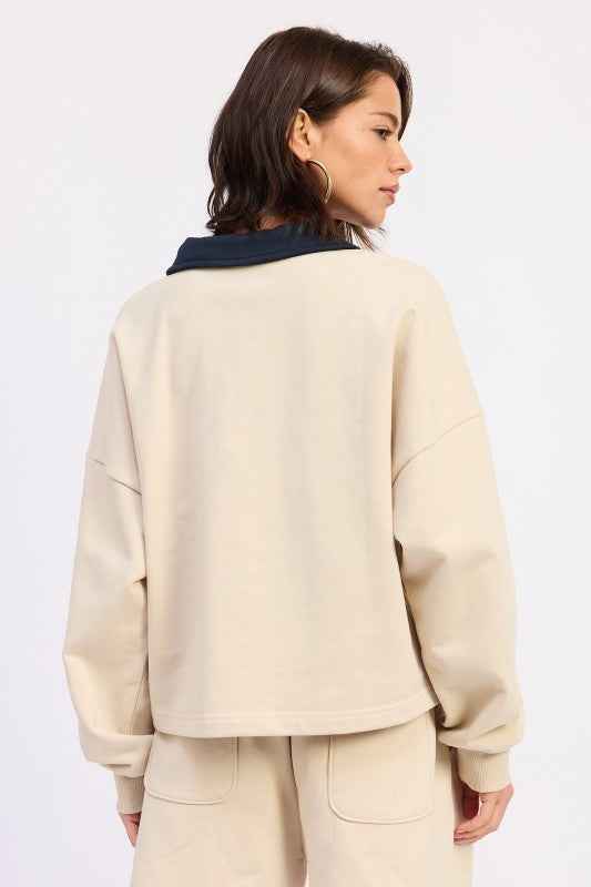 CONTRAST COLLAR PULLOVER TOP 25066198_fed644f4-9f21-4d74-865f-ac6b96fb6cd2