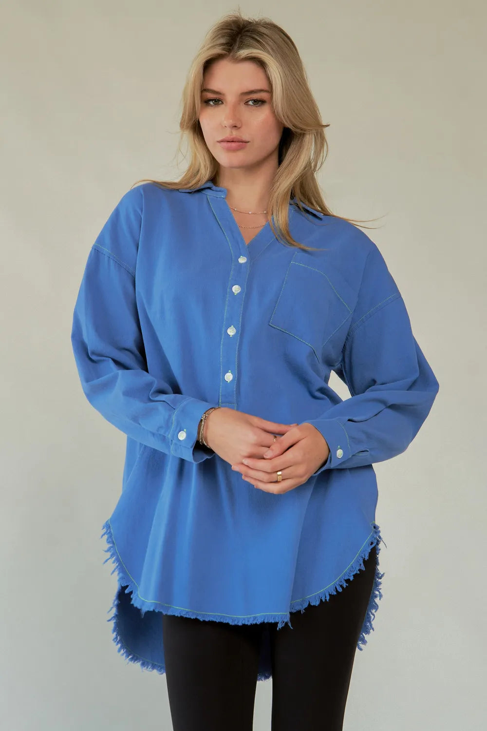 Davi & Dani Letter Back Raw Hem Half Button Shirt 25136e2e-40fc-44e4-a846-b15e37af9a6d-Max