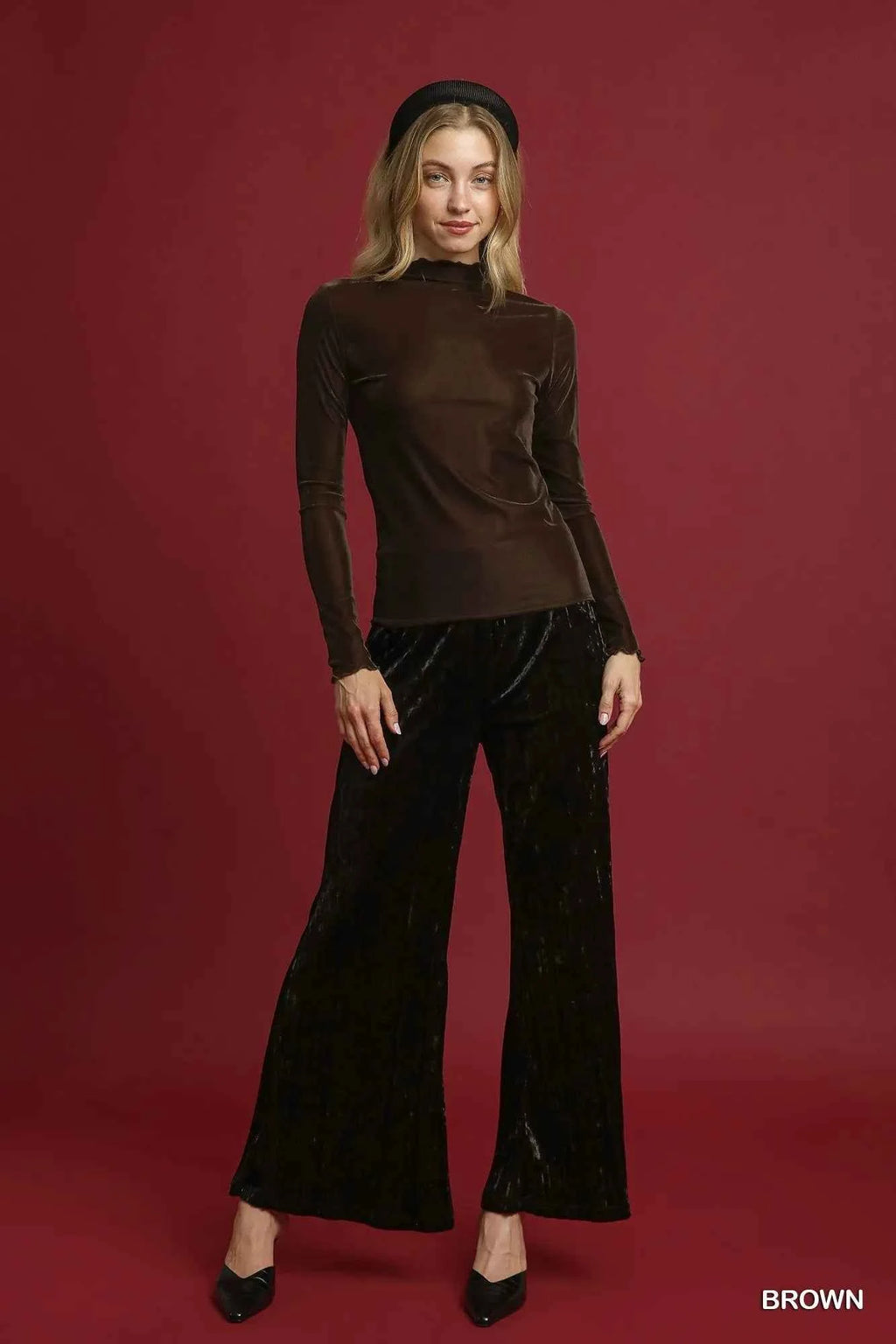 Umgee Mock Neck Long Sleeve Fitted Top 2528cc36-94ba-4a02-a772-0f04ba74ef0f-Max-Origin
