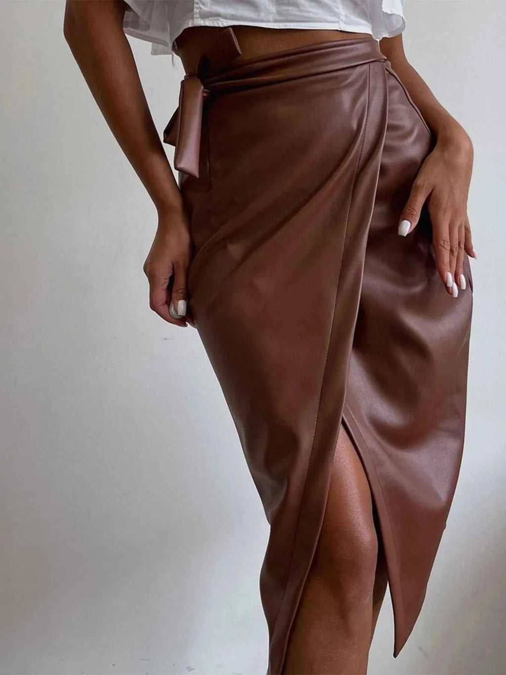 Slit Leather Midi Skirt 252b0509e6824c419a99926d5dc70908-Max-Origin