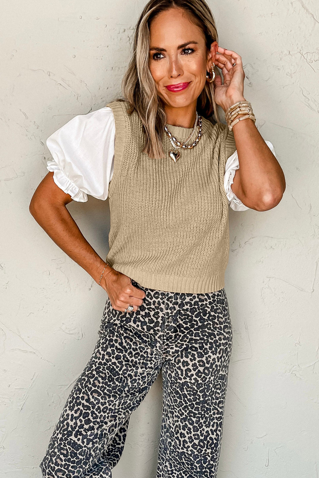 Light French Beige Round Neck Knit Contrast Short Sleeve Patchwork Sweater Top 25bd99d7f44ef41f