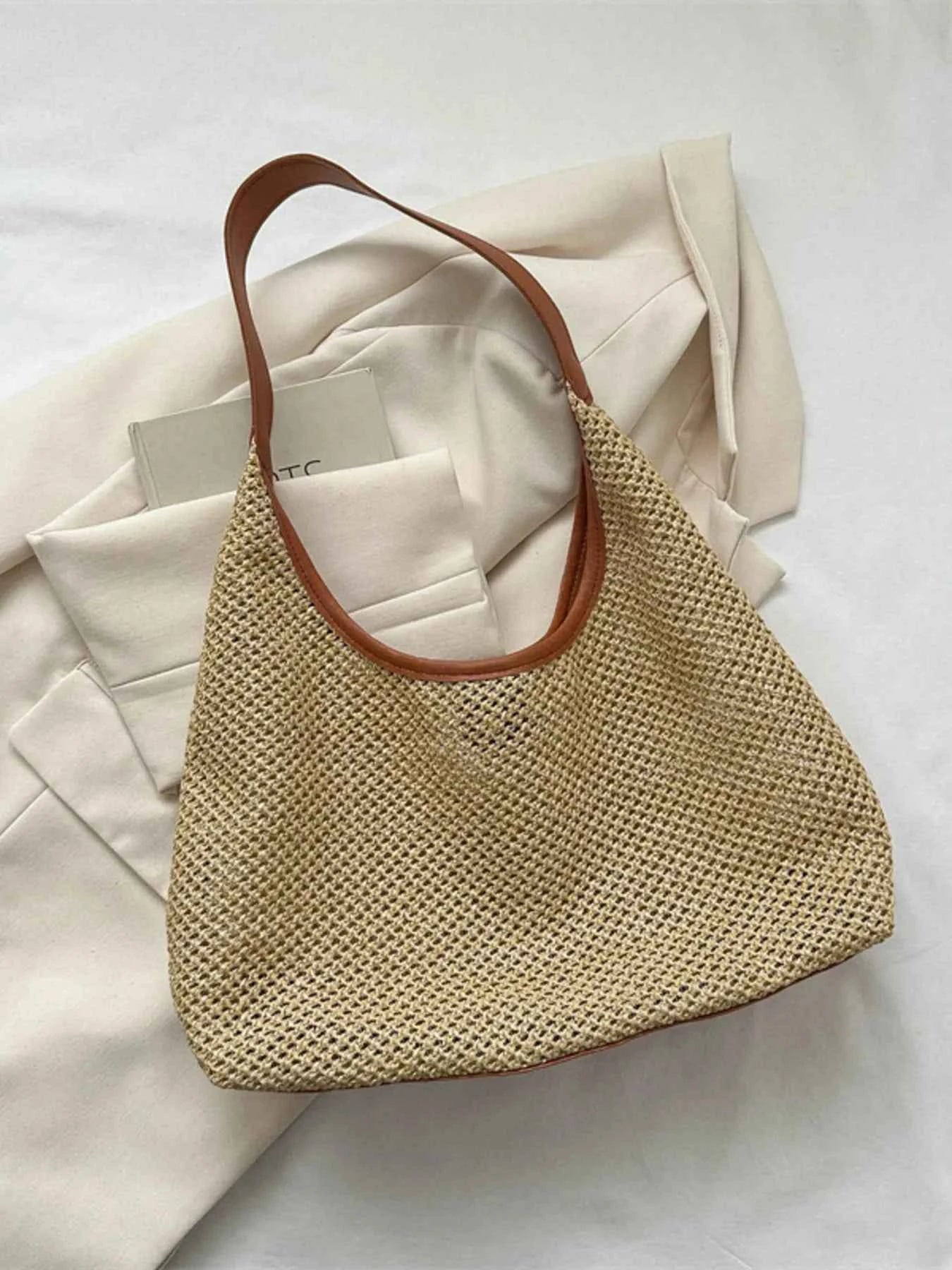 Woven Straw Shoulder Bag 25eb400e9c014e7f9c105f0c3479a409-Max-Origin