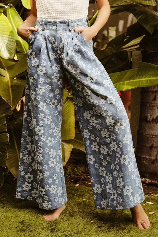 Floral Texture Wide Leg Jeans 267614888b5c48b2a76f67dfdb5a4880-Max-Origin