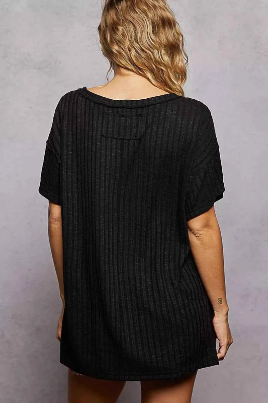 Ribbed Knit V-Neck Short Sleeve T-Shirt 26779194-61cf-4f14-8229-3a84438a03ac-Max-Origin