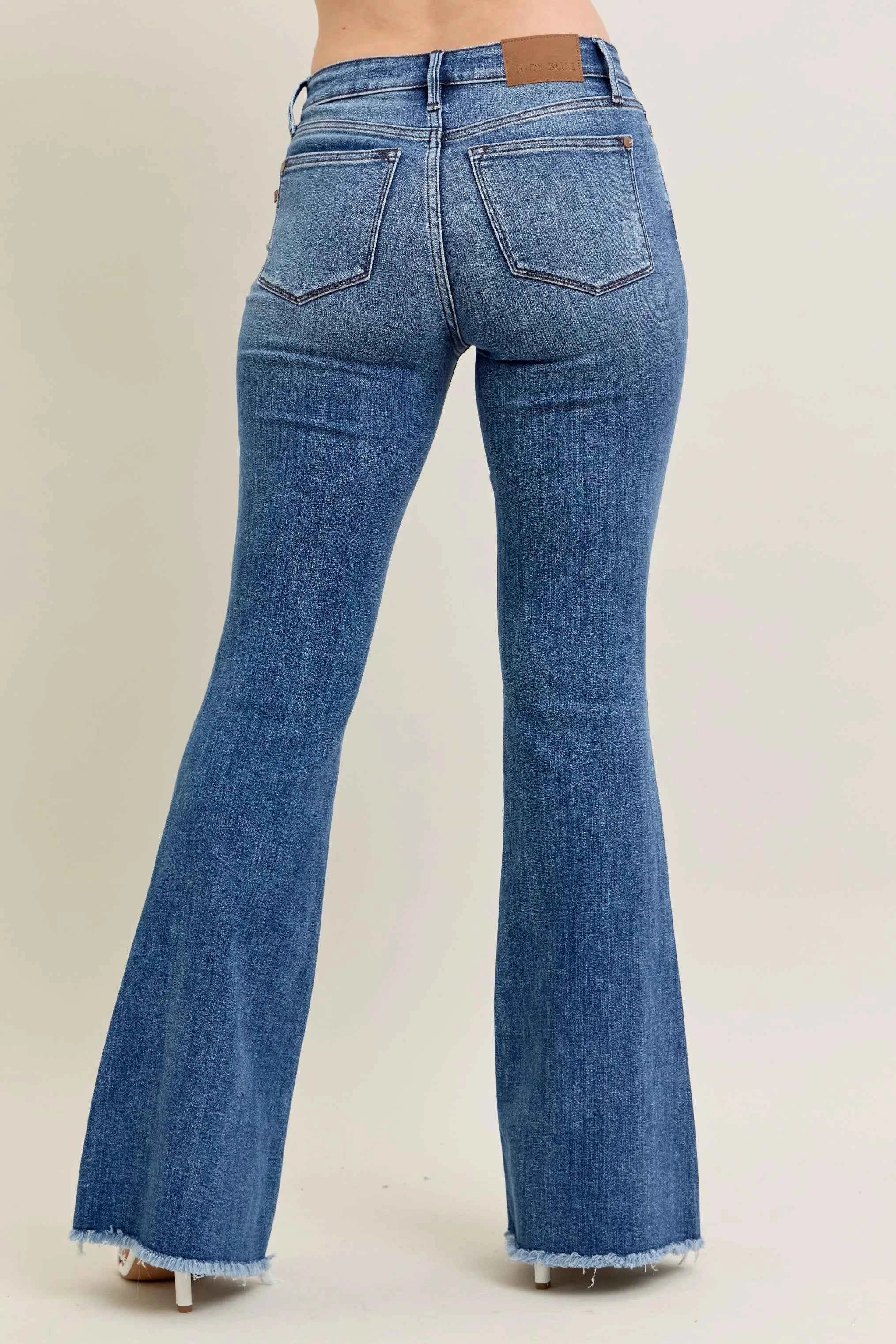 Judy Blue Full Size Mr Vintage Wash Flare Jeans W/ Destroy and Fray Hem Plus Size 268b48f97baf40d199eddd439b582ba7-Max-Origin
