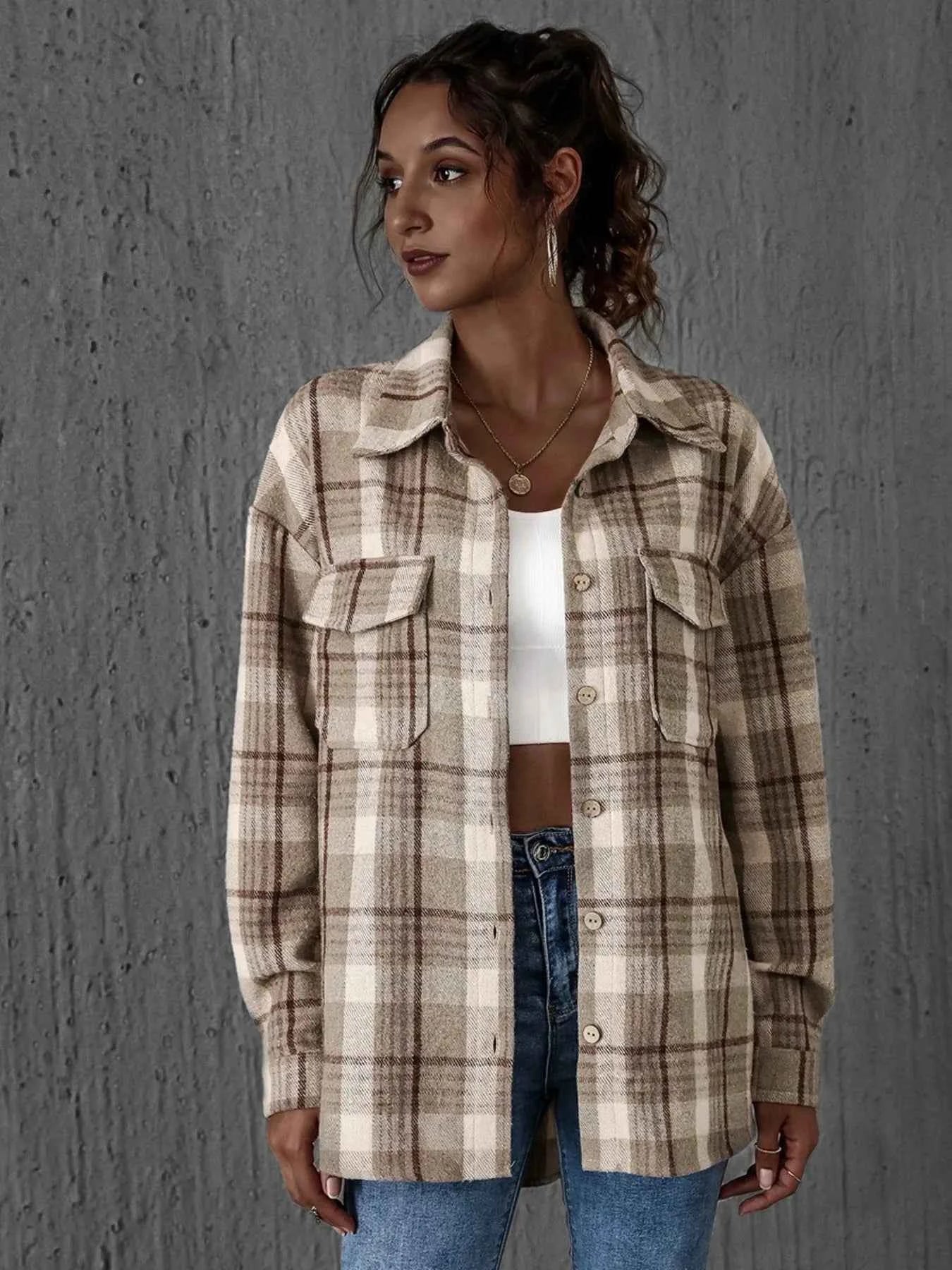 Plaid Button-Up Long Sleeve Shirt 2695a374-8638-46ec-85a5-09e329cd106e-Max-Origin