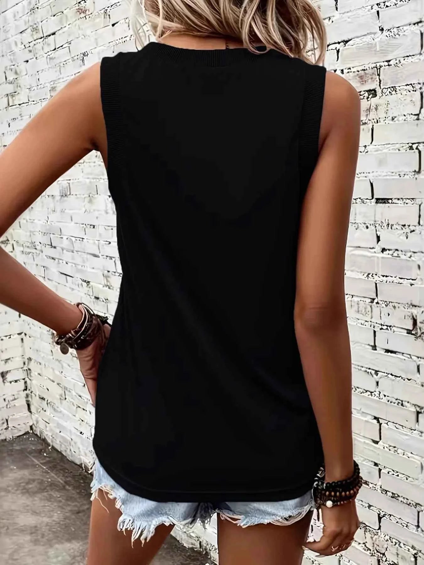 V-Neck Tank 26a6cda6b7e84b1e9cf6989b91ecfe60-Max-Origin