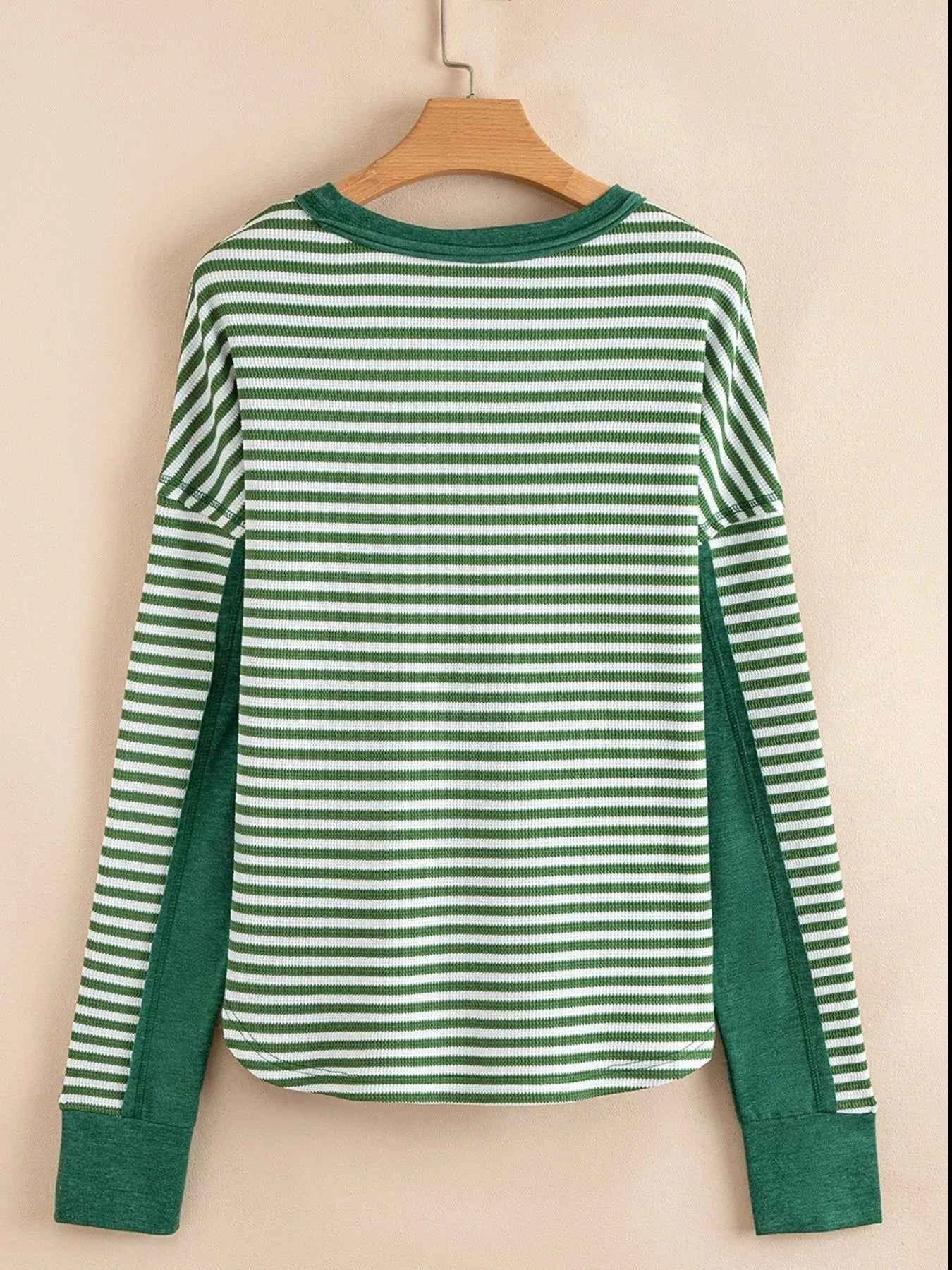 Striped Round Neck Long Sleeve Sweatshirt 26c24bb3-ea20-4d06-8ab9-8330ee98de8b-Max-Origin