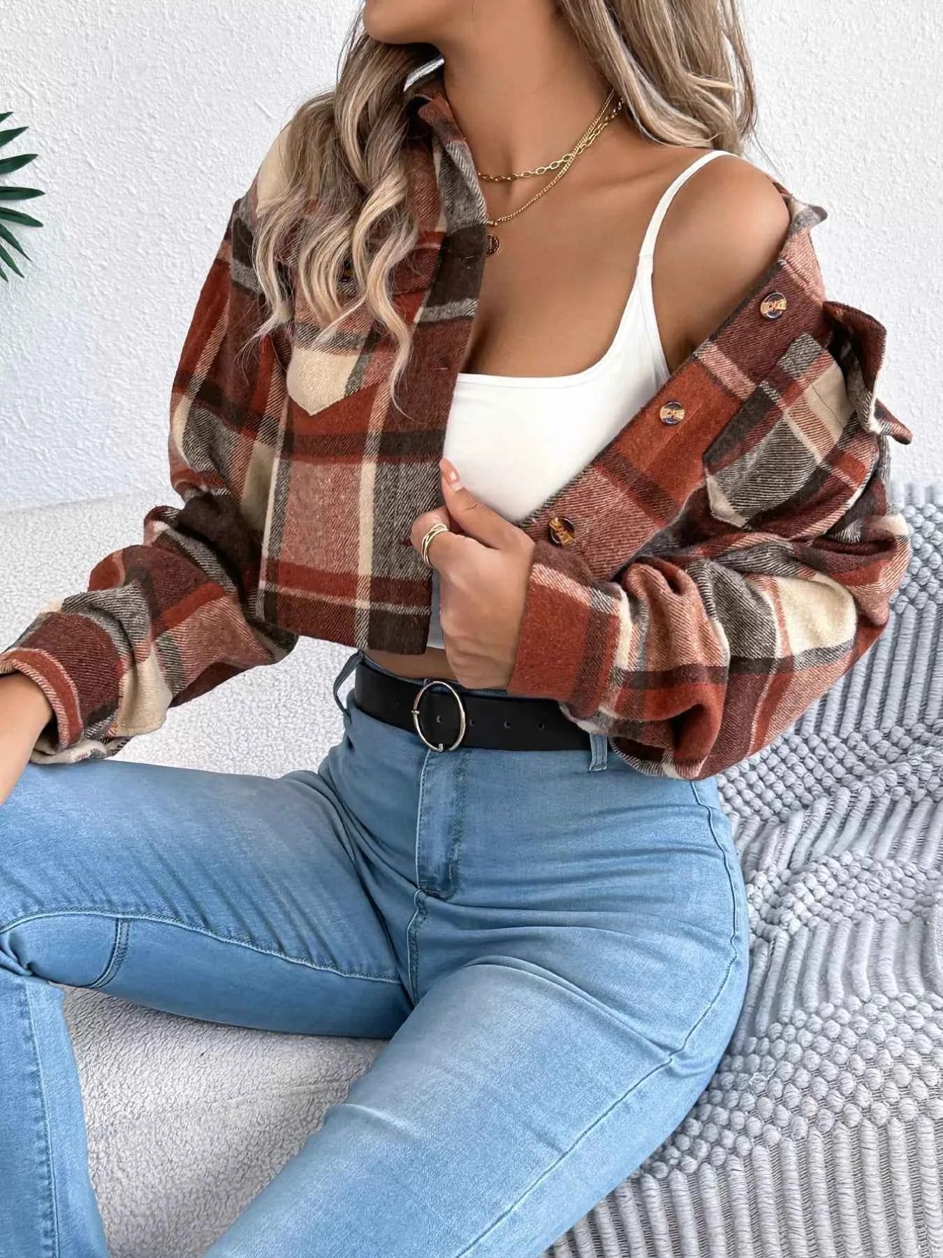 Plaid Button Up Cropped Jacket 26cb86f0-cf55-46ad-bf28-056b2efac737-Max-Origin