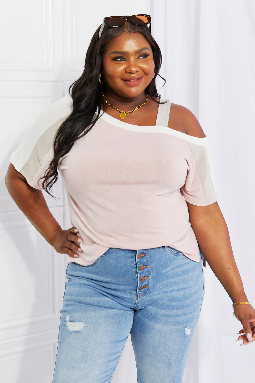 Andree by Unit Full Size Something Simple Cold Shoulder Tee 26ff6b8b9dee407da1778bcd9eec55e8-Max