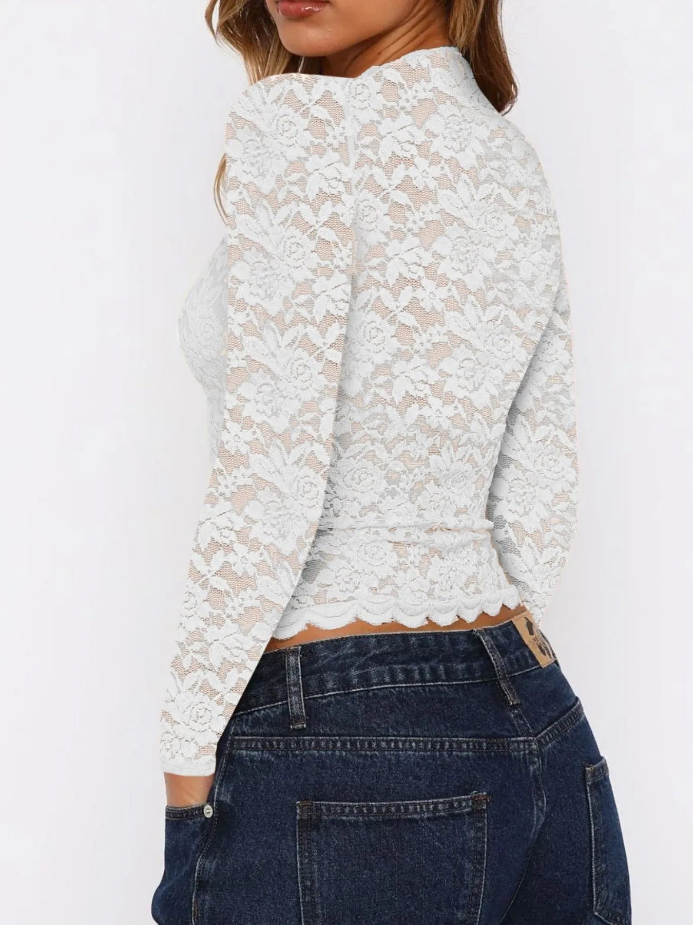 Floral Lace Long Sleeve Deep V-Neck Blouse with Scalloped Hem 27358ce2-9f3f-4660-844a-0a13b346b0a4-Max-Origin