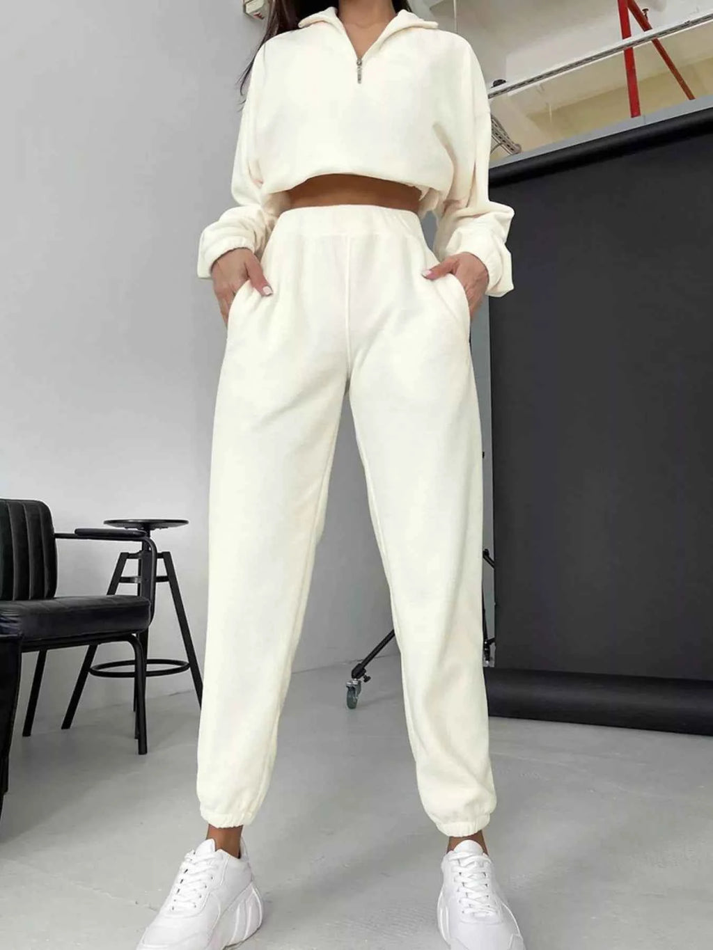 Half Zip Sweatshirt and Pants Set 2737c065-b1f6-42c7-a347-37ef9ad9ce30-Max-Origin