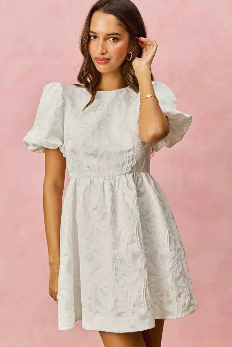 SO ME Floral Jacquard Bubble Shorts Sleeves Mini Dress 27492b40d01a4df3b32eb2513b0de786-Max-Origin