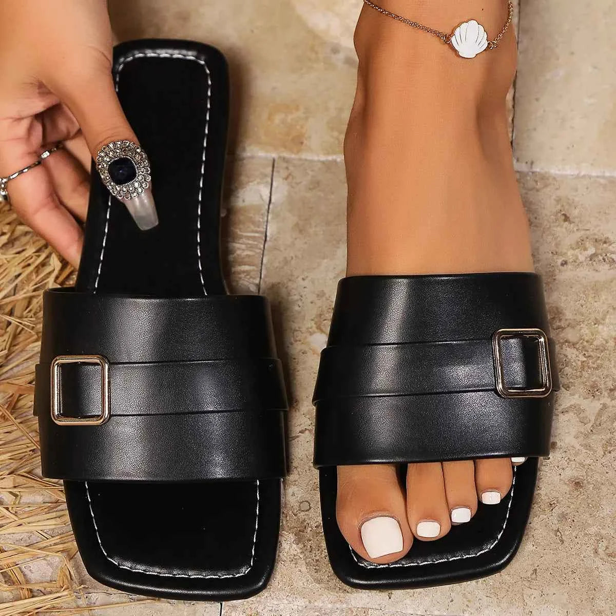 Open Toe Flats Sandals Black 277e3096-a4ba-47cd-a6c7-12853b4a6916-Max-Origin
