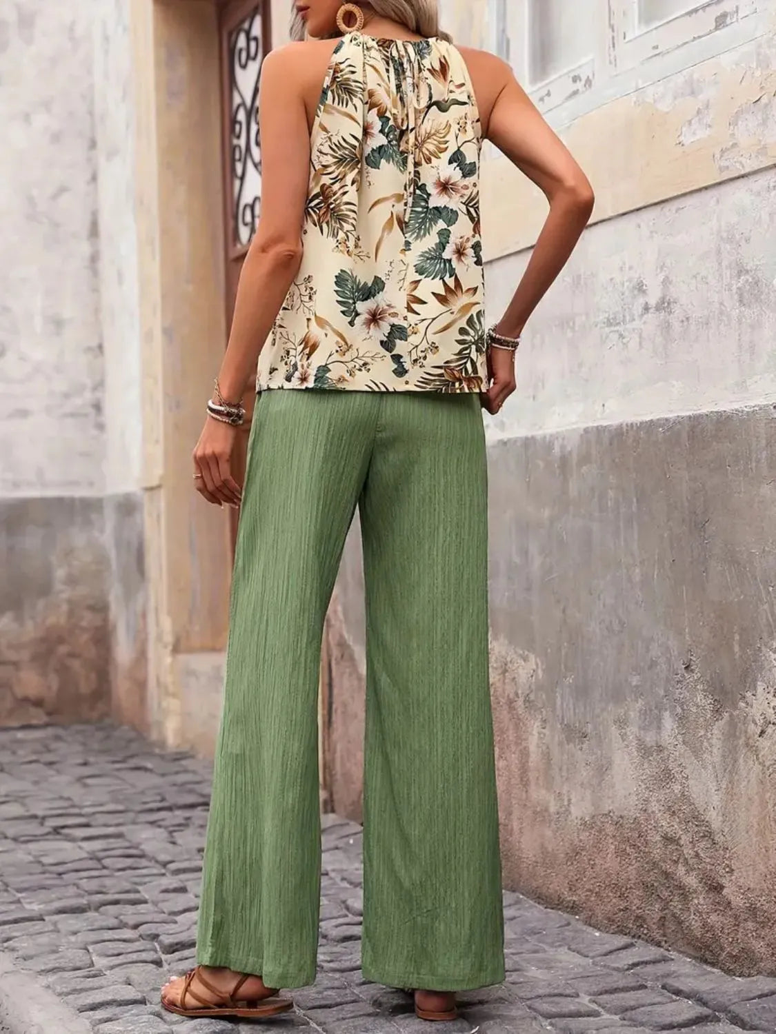 Printed Tank Top and Wide Leg Pants Set 2791ec9e-4823-425a-b150-4fc97419e55f-Max-Origin
