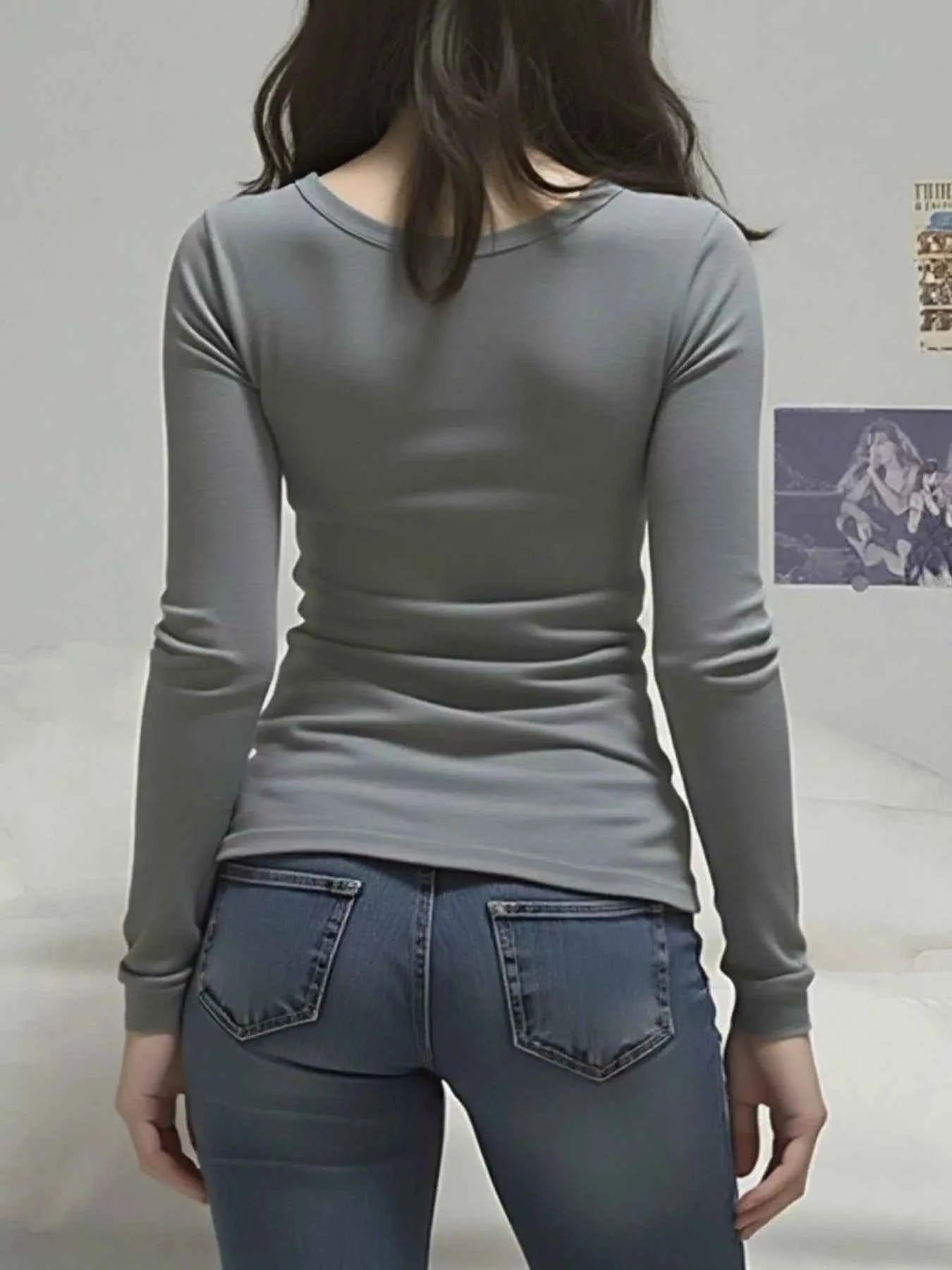 Long Sleeve T-Shirt with Lace Detail 279a02ba-3819-4ee6-9493-f42b57b8a0e5-Max-Origin