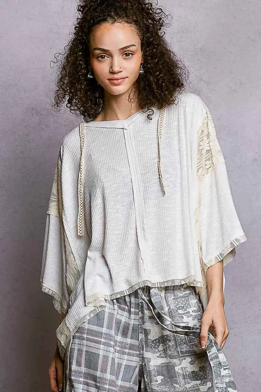 POL Short Sleeve Hoodie Top with Lace Detail OFF WHITE 279aa372-39a1-4cb5-a70e-96674ccf7fba-Max-Origin