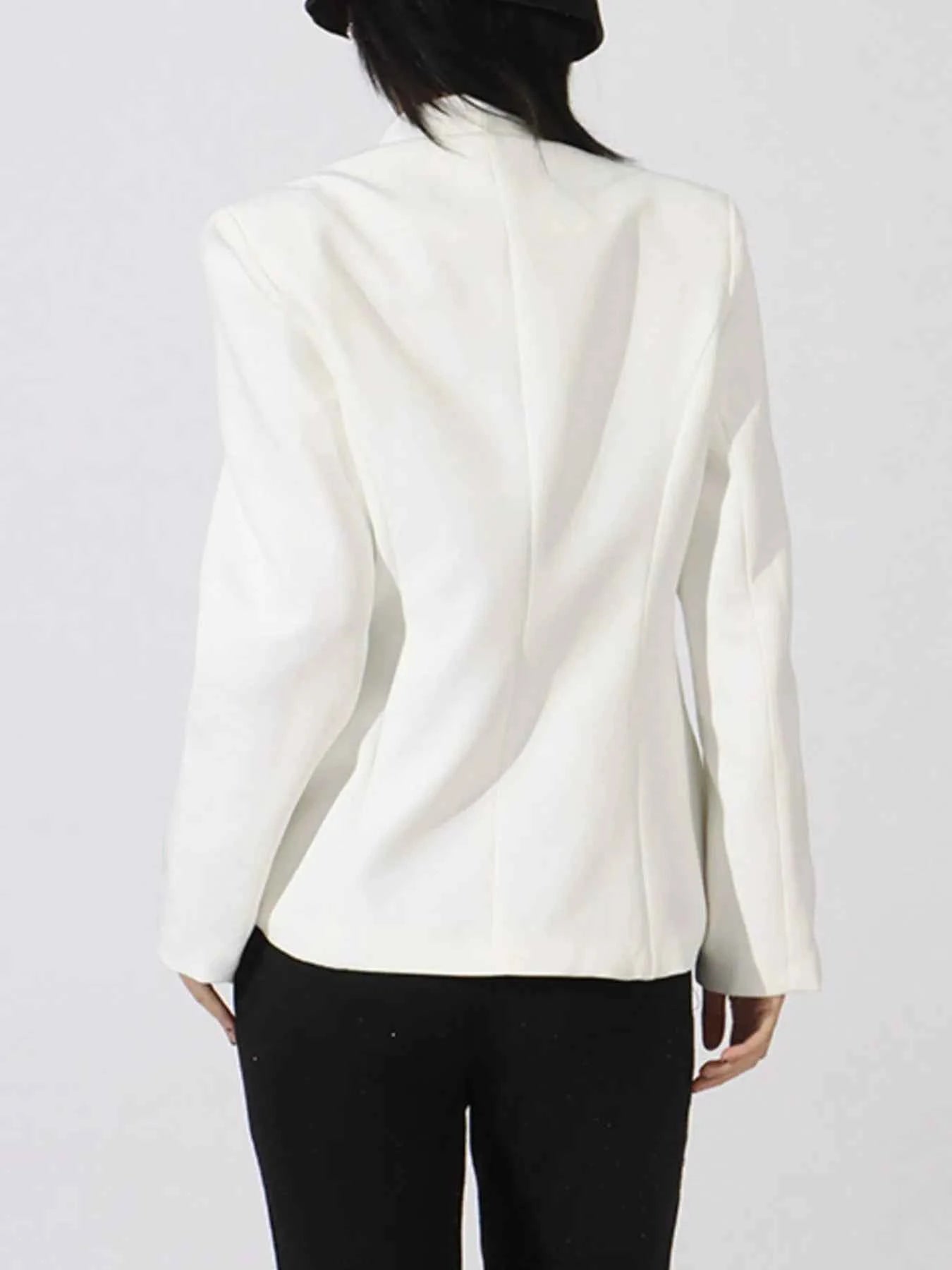 Flower Button Front Long Sleeve Blazer 281b818a-8c19-4a52-b3a4-534a40df0bfc-Max-Origin