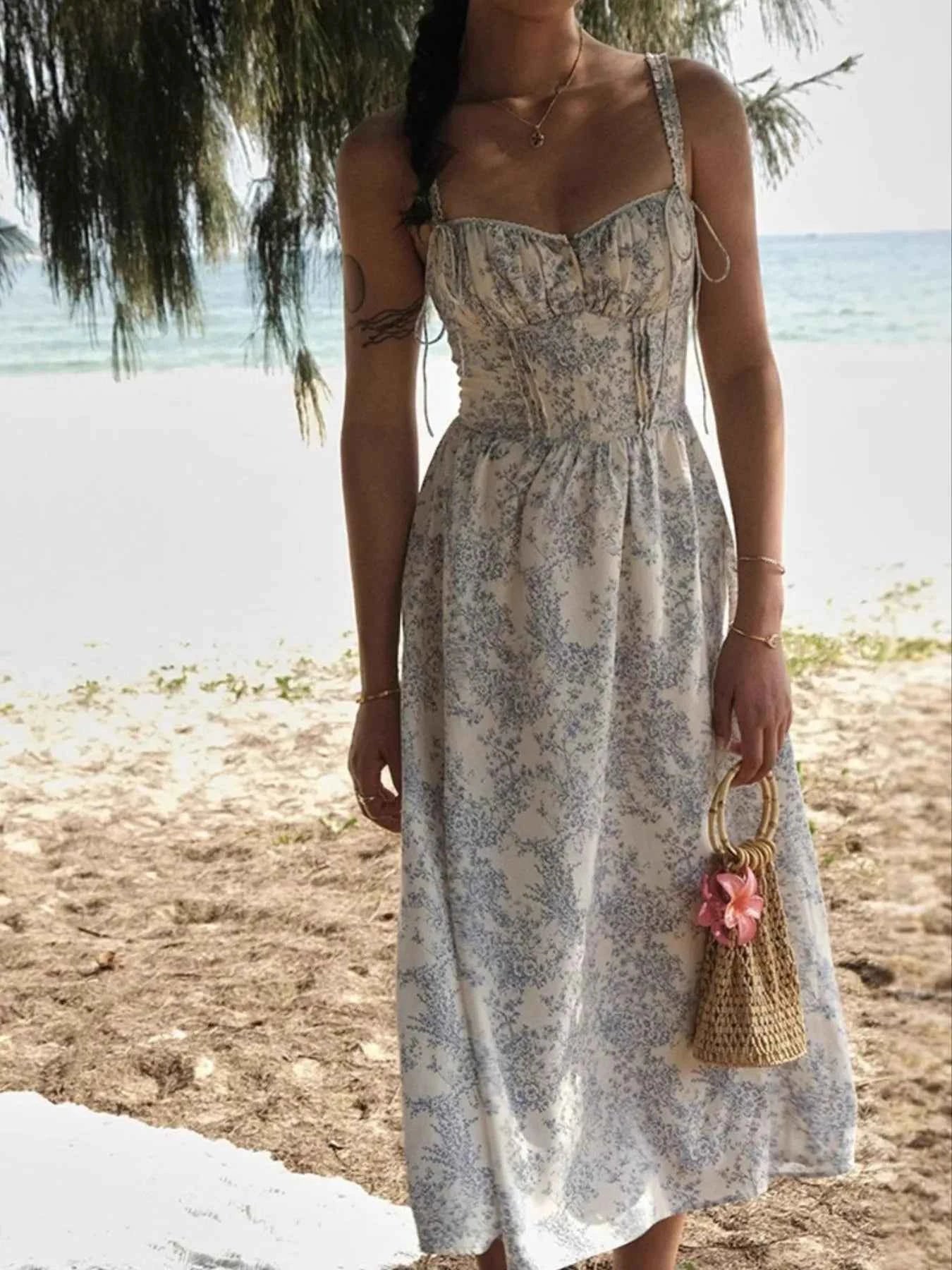 Floral Print Midi Cami Dress 282df453-16df-43fa-b20c-f143535a7739-Max-Origin
