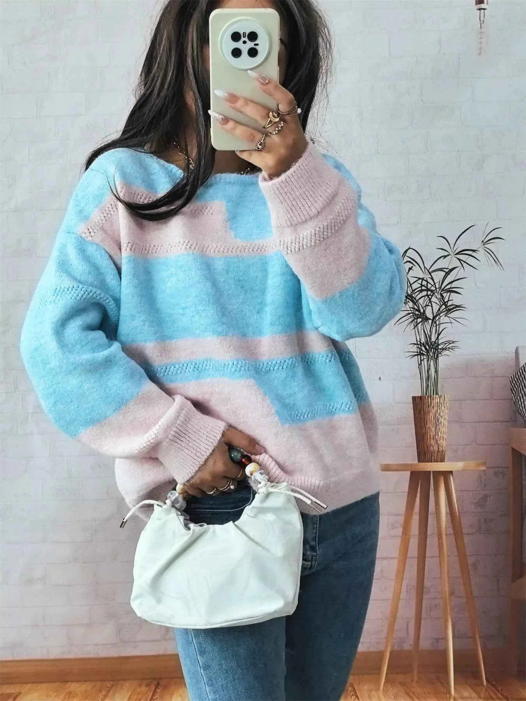 Color Block Round Neck Sweater 285c40dabfde4a009a282deb56121d74-Max-Origin