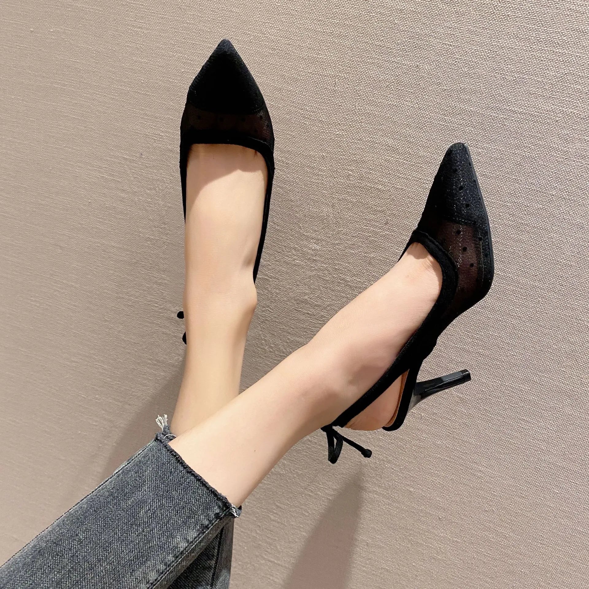 Point Toe Kitten Heels Pumps Black 28896bf7-81d5-4b3d-9083-0da51e435bad-Max-Origin
