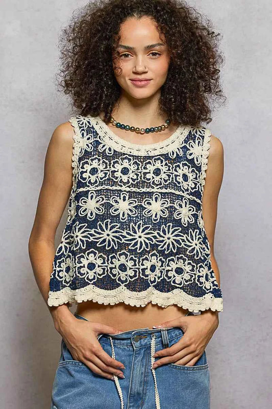 POL Floral Round Neck Cropped Crochet Sleeveless Top with Scalloped Edge 289e53ec-97b9-4e9e-9d9d-9bdc8045636a-Max-Origin