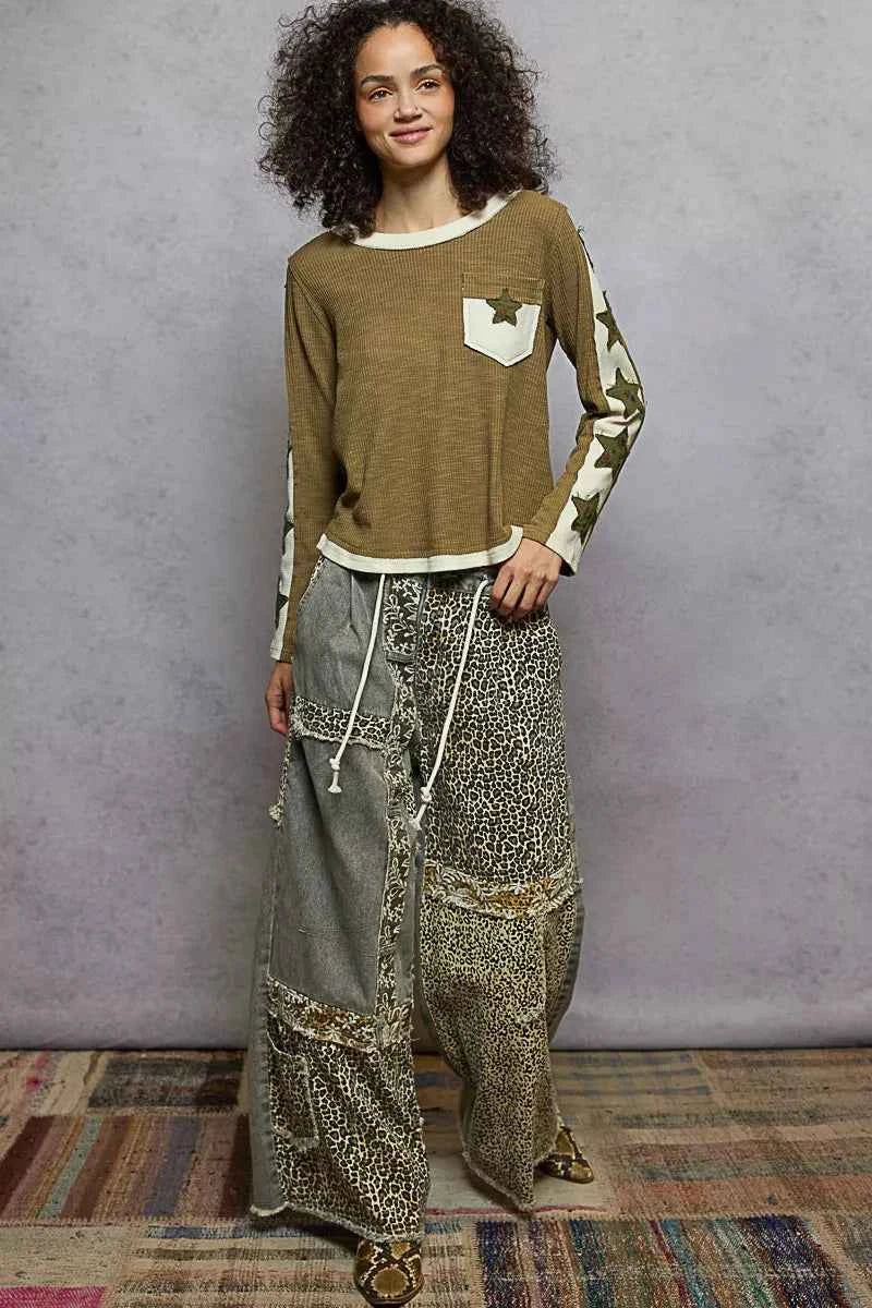 POL Round Neck Long Sleever T-Shirt with Star Patch 28de2738-e5b4-429f-957b-4aae5977455a-Max-Origin