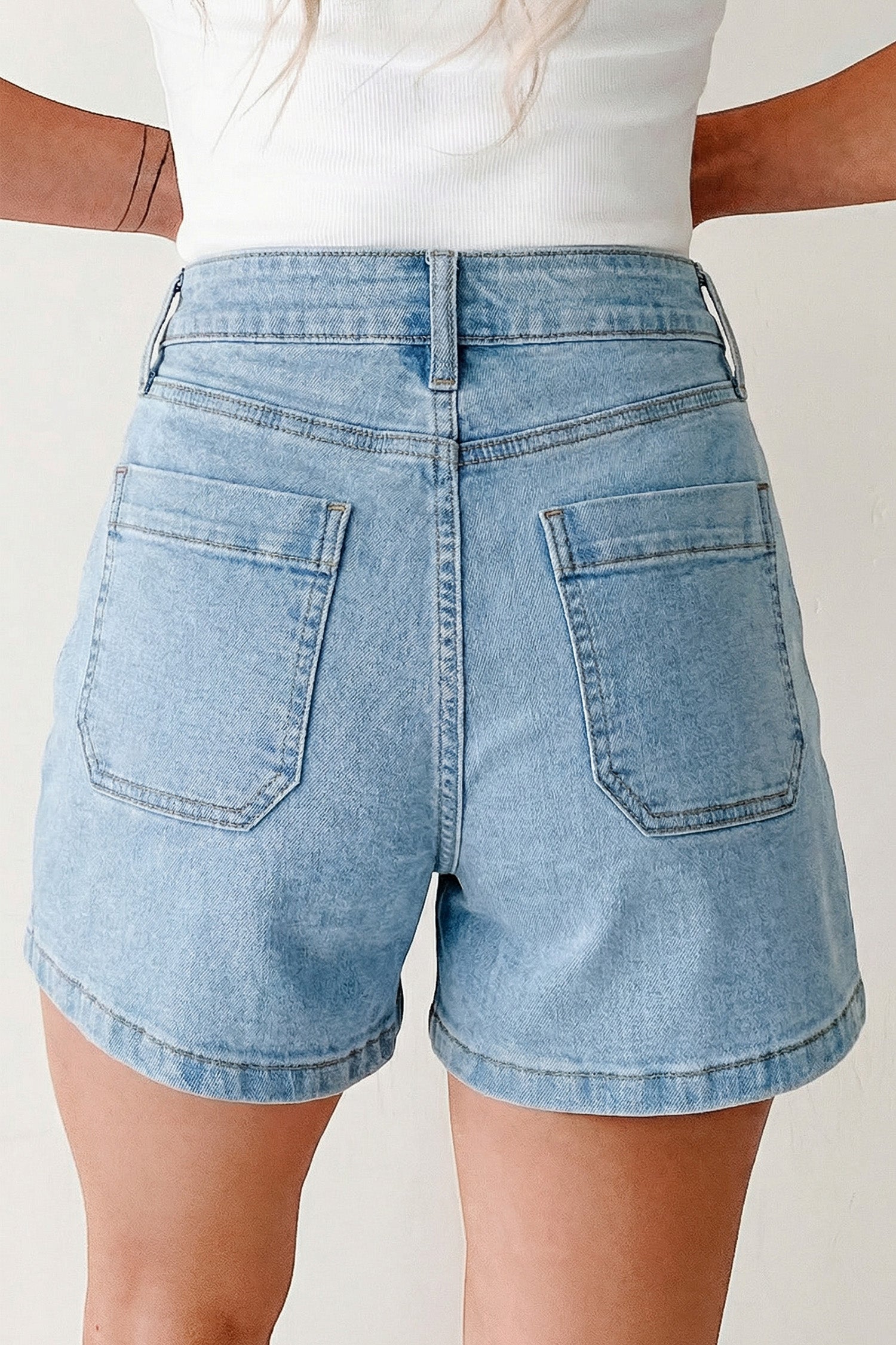Myosotis High Rise Patch Pocket Denim Shorts 28f6ce2c7f3bbb3a