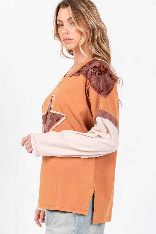 SAGE + FIG Star Patch Long Sleeve Color Block T-Shirt 28f755df-cc1c-4c7d-8396-6eaa80acf75f-Max