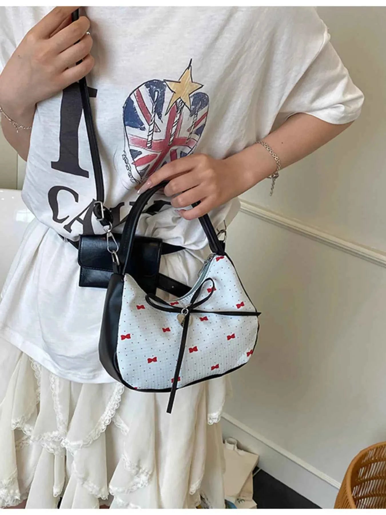 Printed Bow Shoulder Bag Green One Size 28f965ffe1f1494788dd5377d8e3aaae-Max-Origin