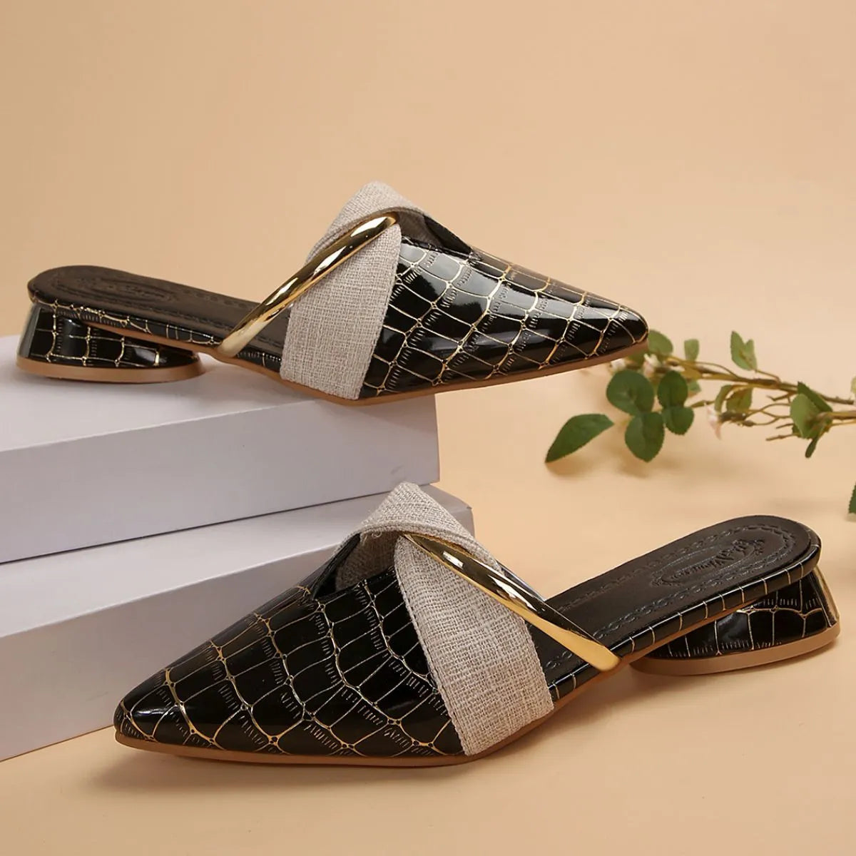 Point Toe Block Heels Sandals 291a63d8-dcb2-40c0-9f0d-42482cae1507-Max-Origin