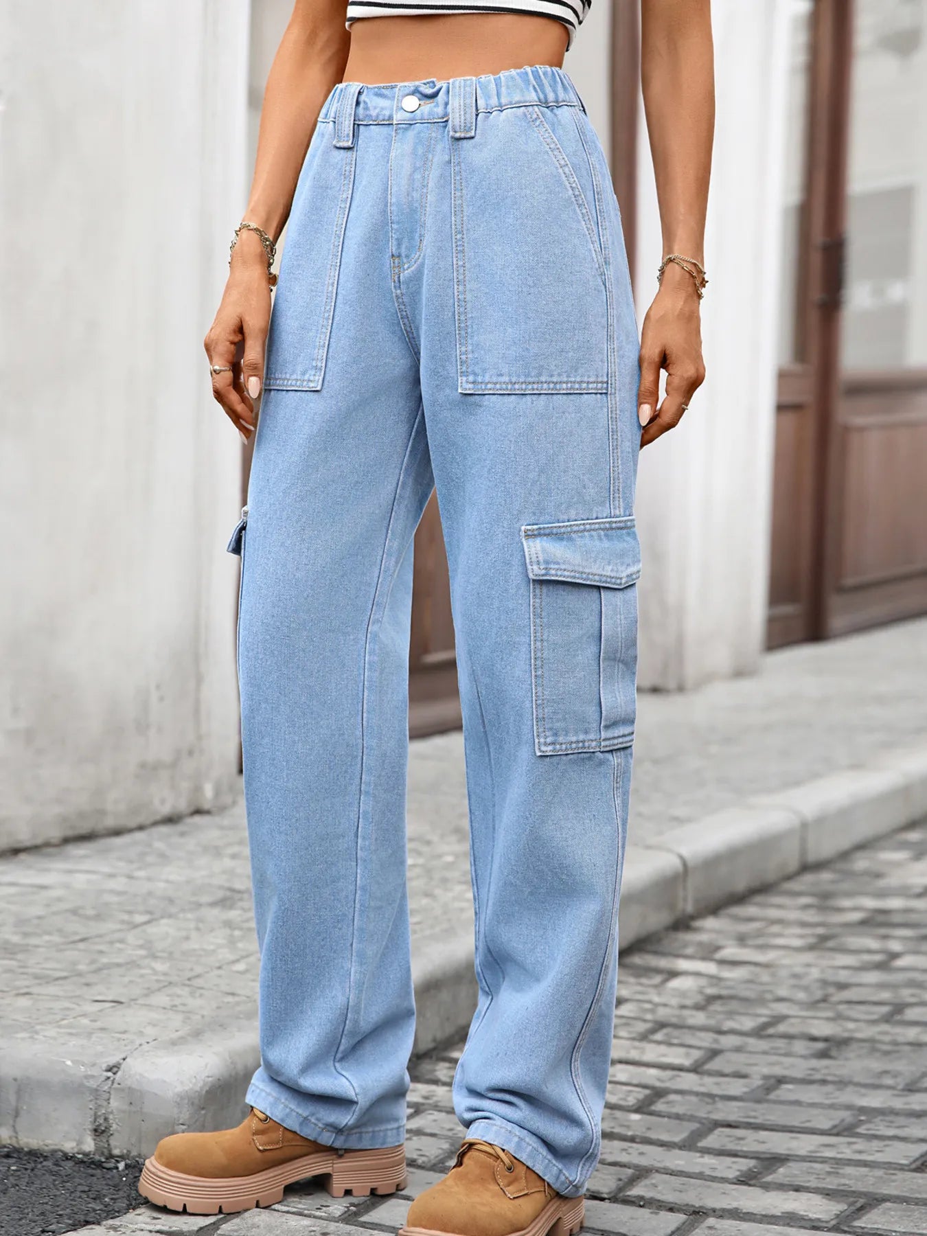 High-Waisted Cargo Jeans Light Blue 292da11caf394d529d8188e51afd6505-Max-Origin