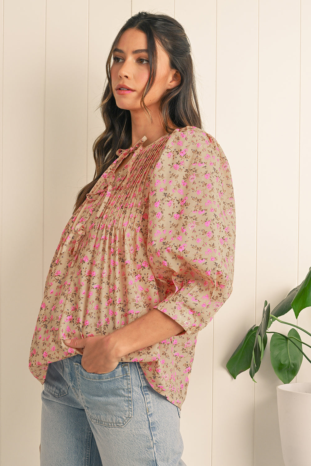 Light French Beige Ditsy Floral Print Bow Front Puff Sleeve Blouse 2a5ee2d7126e122e