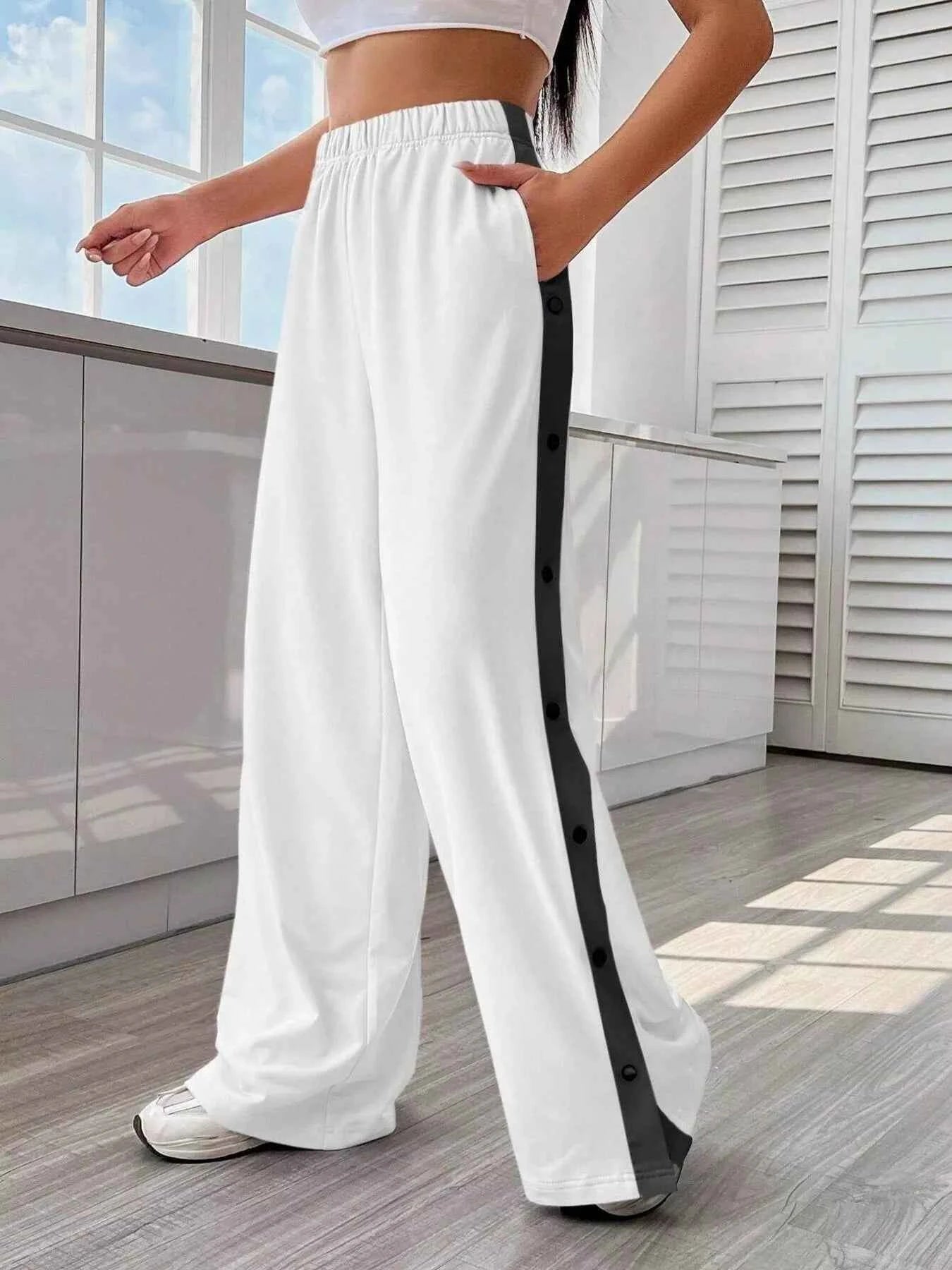 Two-Tone Side Snap Wide Leg Pants 2a660762b3534153bce7d1091326afbe-Max-Origin