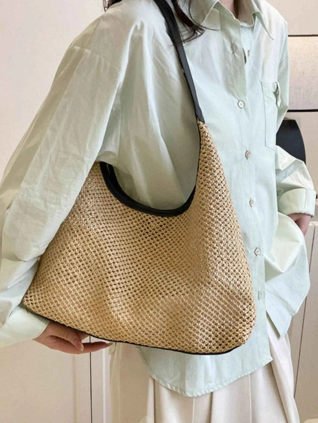 Woven Straw Shoulder Bag Black ONESIZE 2a8e676c-abef-4ad8-98d2-896641192f5b-Max-Origin