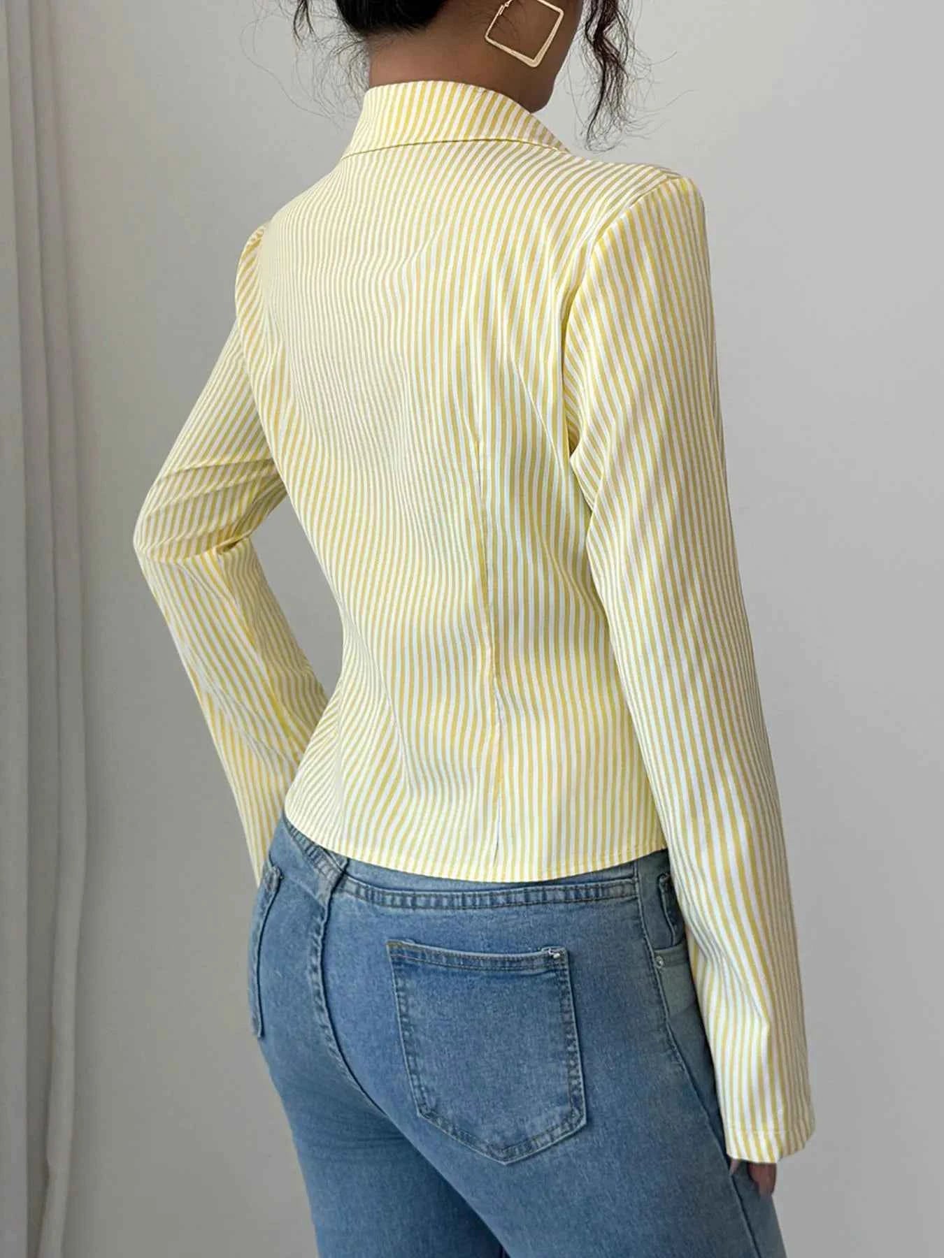 Striped Button-Up Long Sleeve Shirt 2b0261f9-9c5c-46ad-bd20-15cc993669cf-Max-Origin