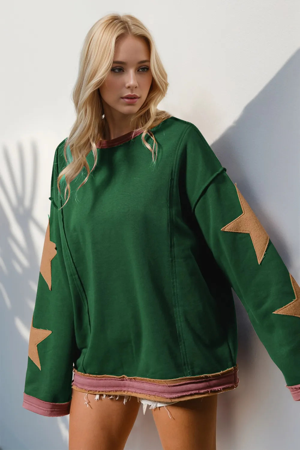 Double Take Star Patched Long Sleeve Sweatshirt Dark Green 2b21bd8c-4d13-4018-9139-ce2a12faffa1-Max