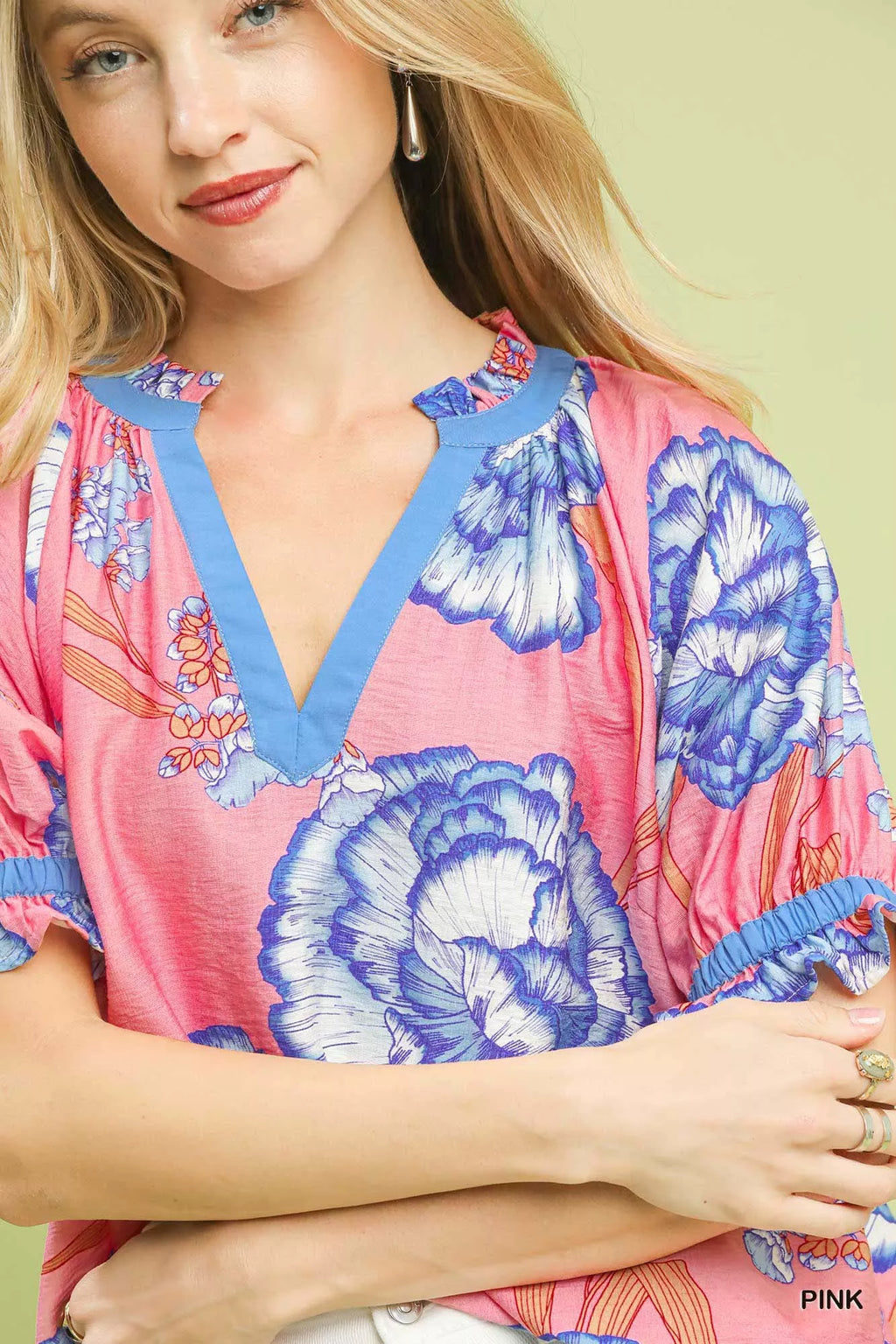 Umgee Floral V-Neck Puff Sleeve Blouse 2b6409c2-2e48-470c-85c8-d98516af1536-Max-Origin