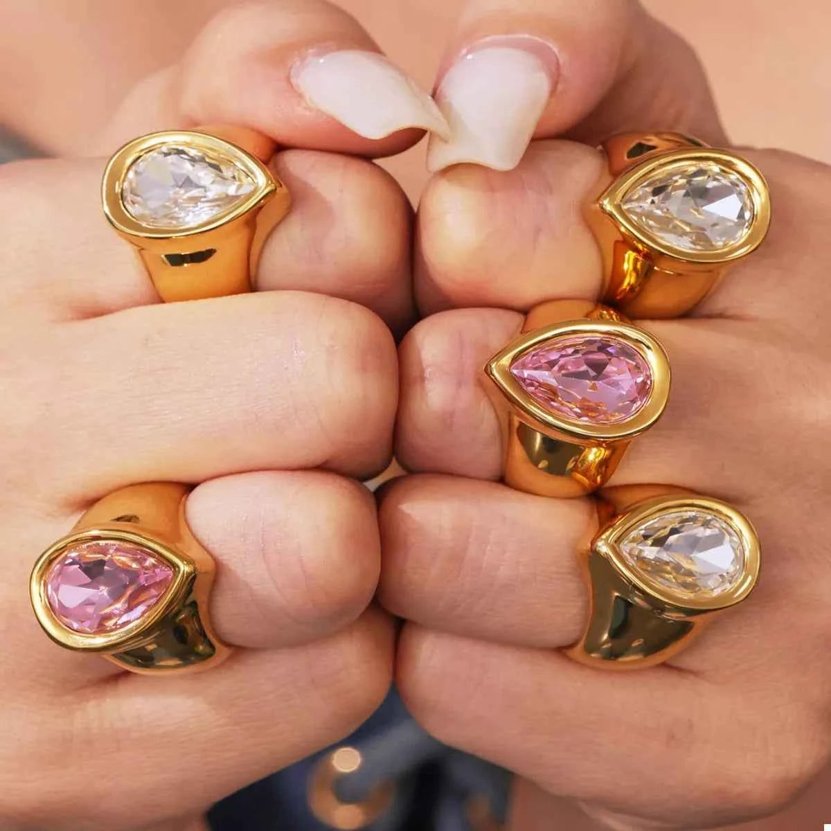 18K Gold-Plated Teardrop Zircon Ring 2b96d607-f469-4cb3-b1e7-1634b5994687-Max-Origin