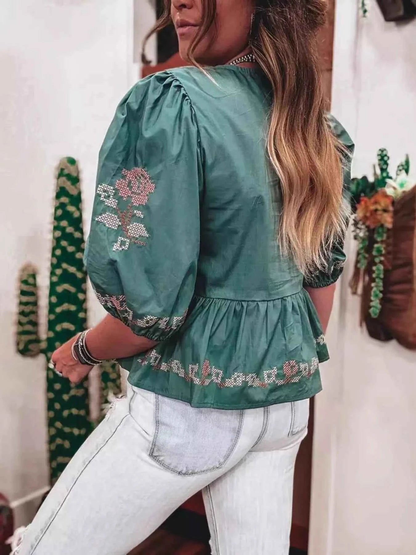 Tie Front Puff Sleeve Blouse 2ba8e3edf1b8498788df5d36add4c8aa-Max-Origin