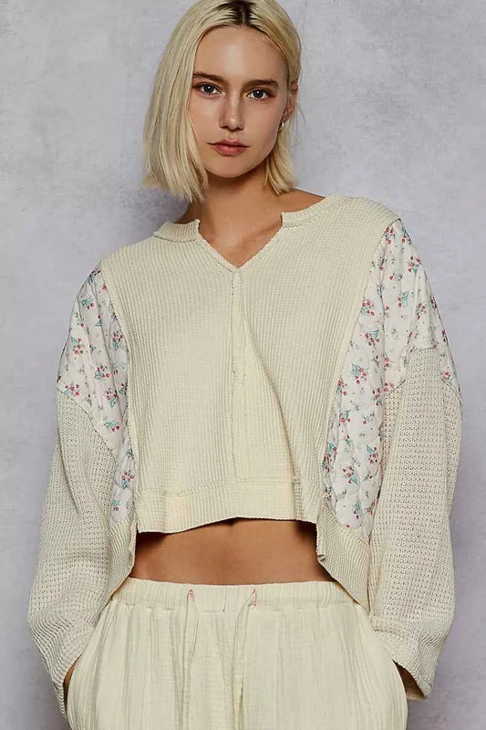 POL Mix Thermal Floral Pattern Quilted Knit Cropped Top with Raw Edge Detail CREAM 2bc39511-bac5-4ade-b79c-8a2a46ef2f0f-Max-Origin