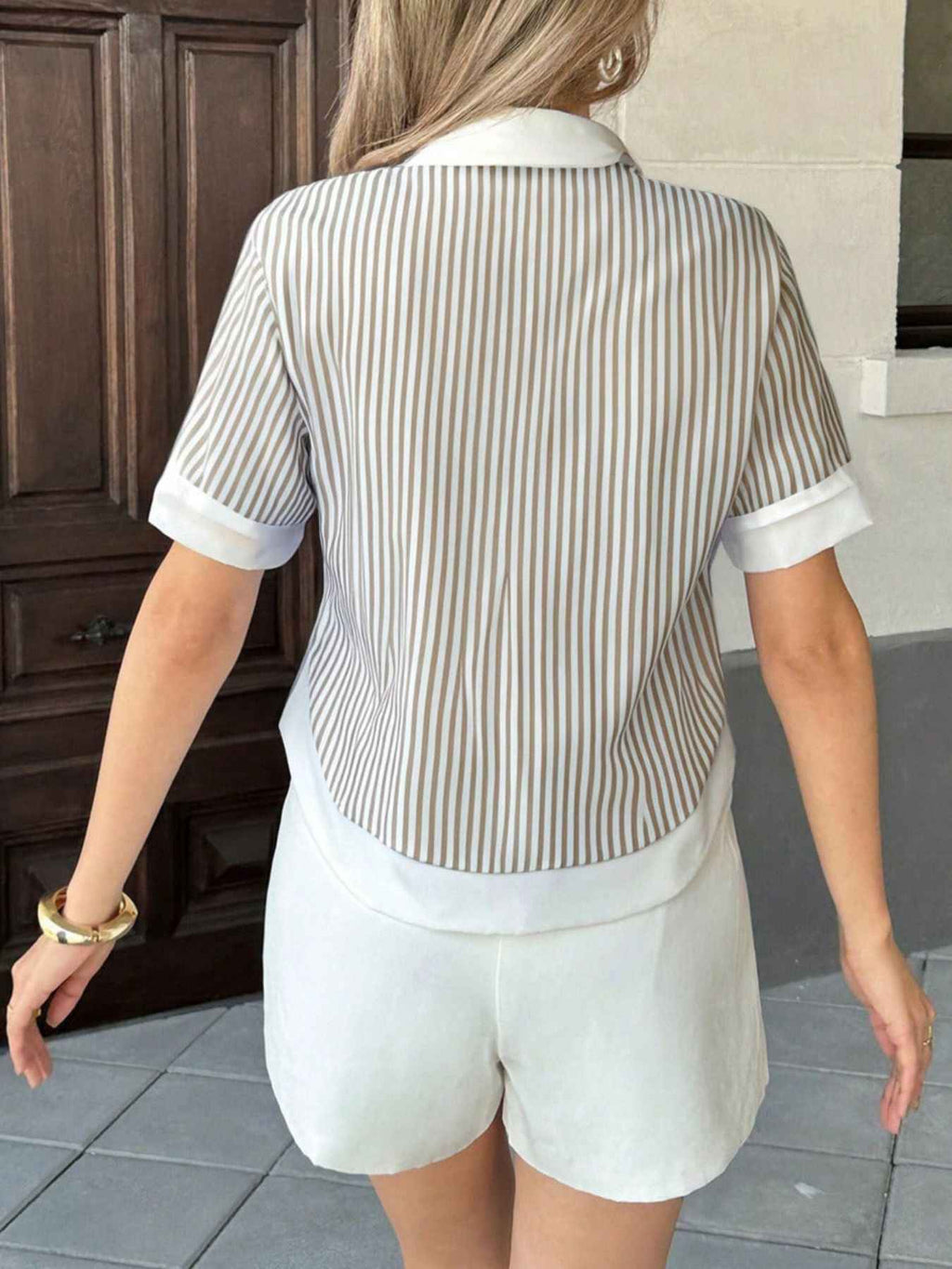 Striped Button-Down Short Sleeve Shirt 2bd1a3a5-3d36-4296-9ac7-5b7aae446292-Max