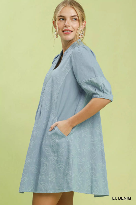 Print Denim Dress with Contrast Stitch 2bd67221-5d9d-40c1-ad4c-81c41c75dbb8-Max-Origin