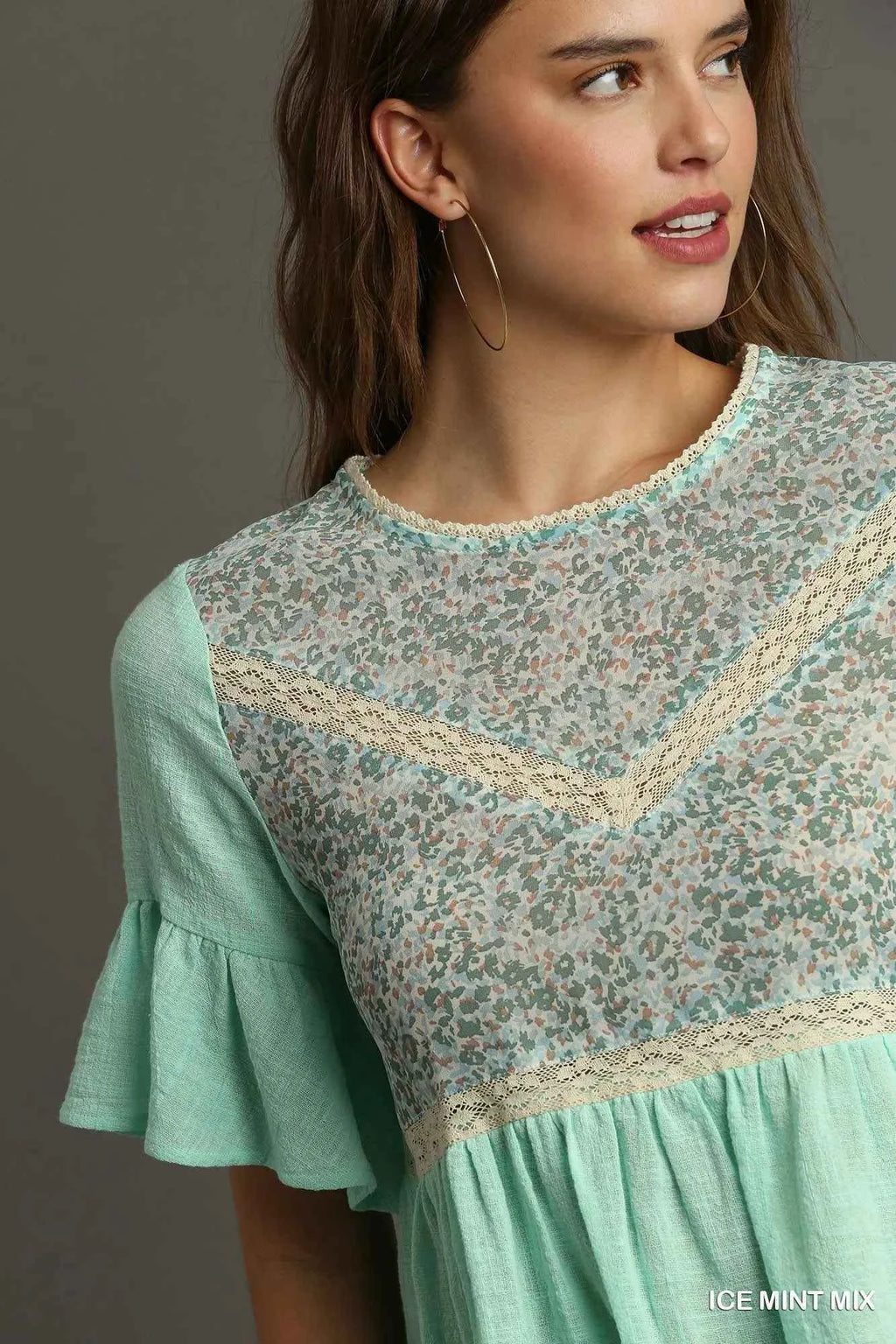 Umgee Floral Lace Trimmed Detail Half Sleeve Babydoll Top 2c0aa7aa-479b-4f1a-a318-e97d2172df4b-Max-Origin