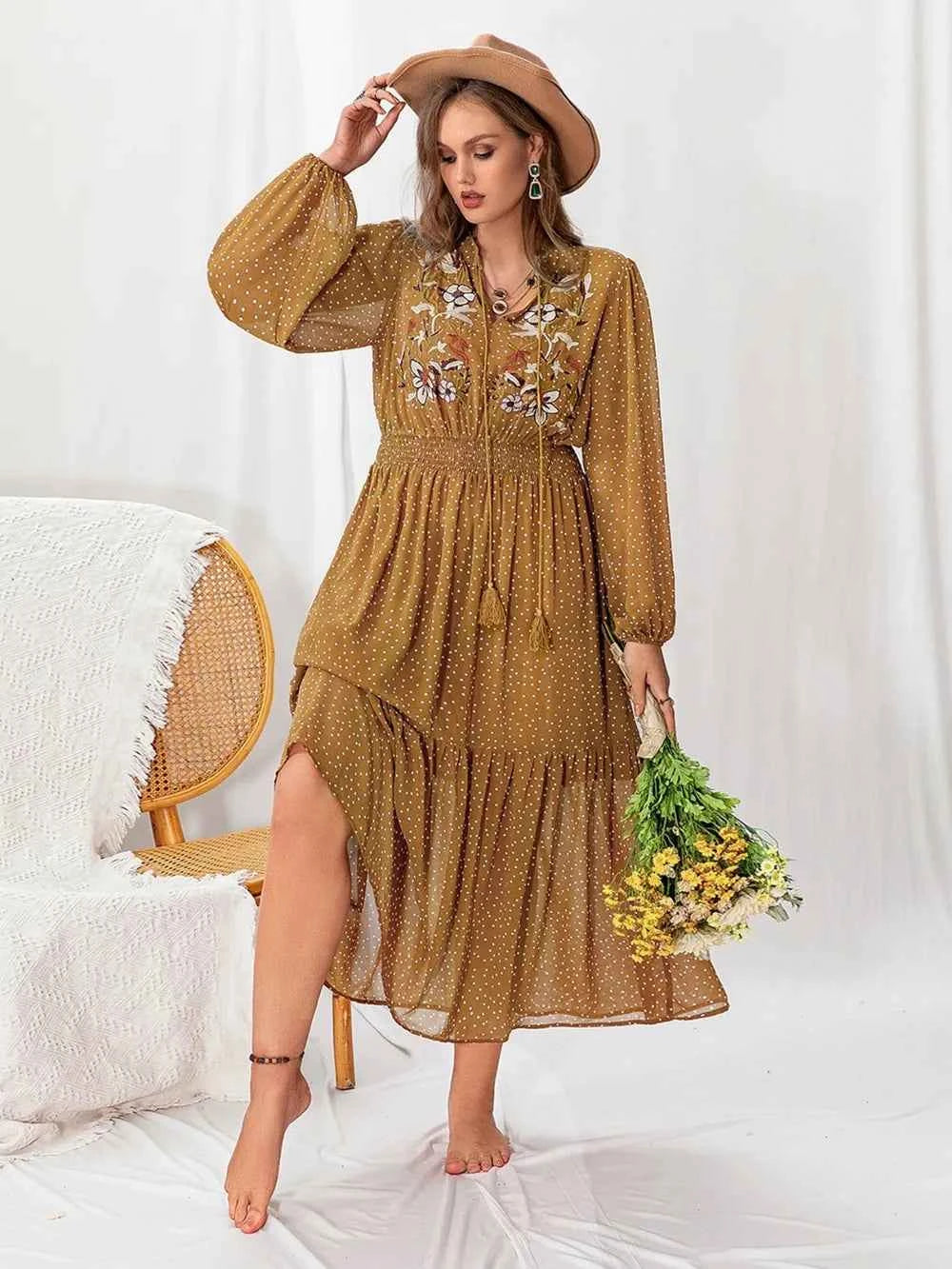 Plus Size Polka Dot Tie Neck Balloon Sleeve Maxi Dress 2c141e92-a40b-4793-a9ad-5130e8587b2c-Max