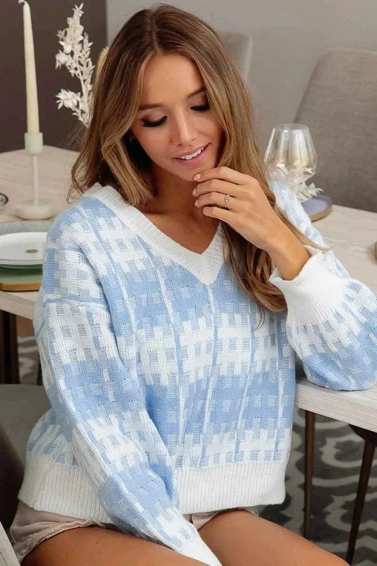 Hashtag Grid Textured V-Neck Sweater 2c2976d815f1479f83974f2e30845979-Max-Origin