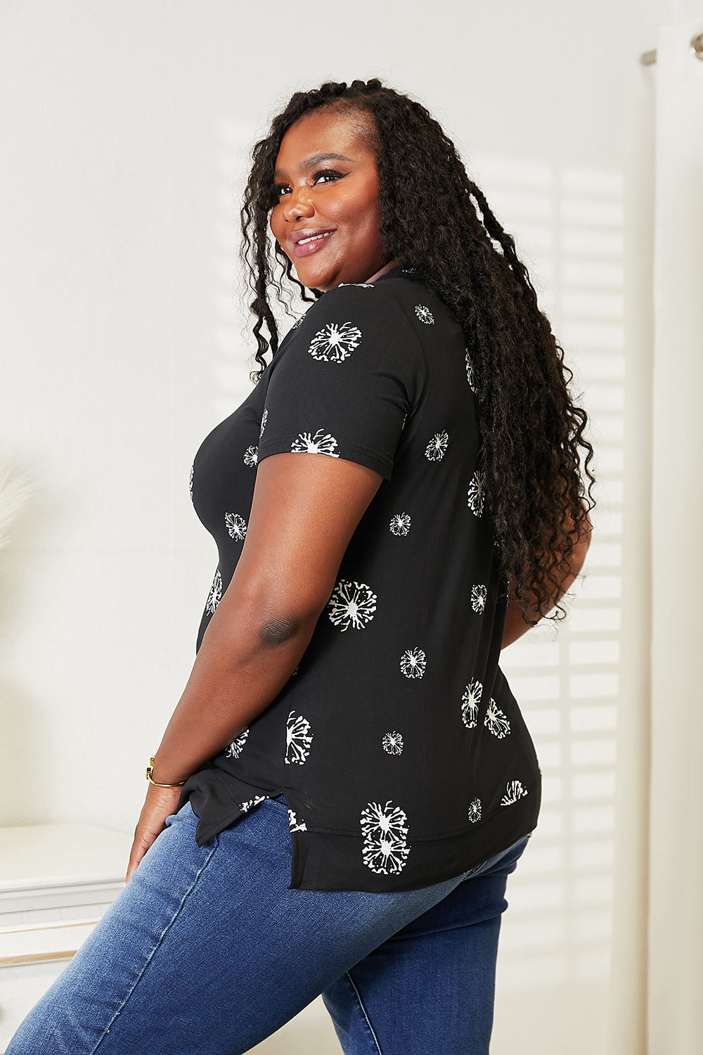 Double Take Dandelion Print Round Neck T-Shirt 2c3fdba863ef4aaba1098cca5f728696-Max