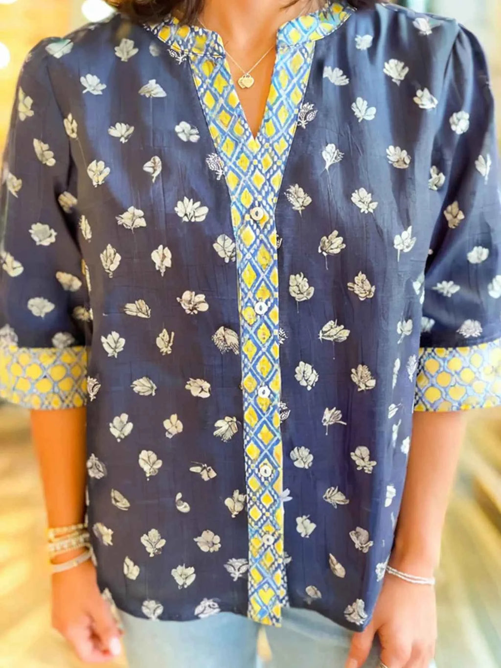 Floral Print Half Sleeve Contrast Trim Blouse Navy 2c8a0d92eef44ffcb0bc3c2b8f32b470-Max-Origin