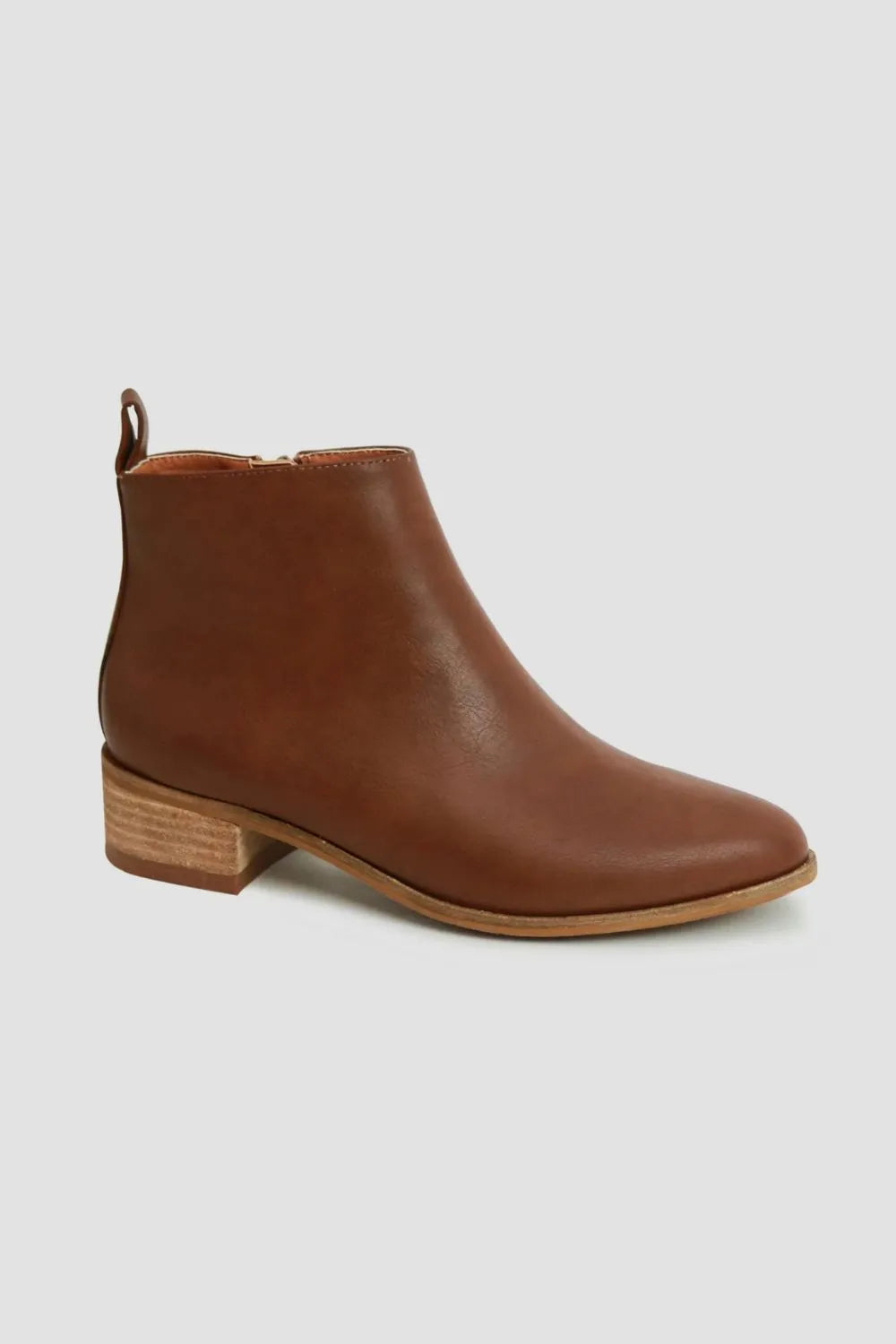 Beast Fashion PU Leather Block Heel Boots Brown 2cab4c53-e0ec-4e4e-a562-9e271b79f84d-Max
