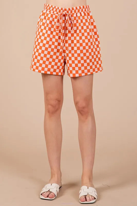 Ces Femme Checkered Round Neck Top and Shorts Set 2cef6d36-f585-4c22-9abb-17c1e8bf4129-Max